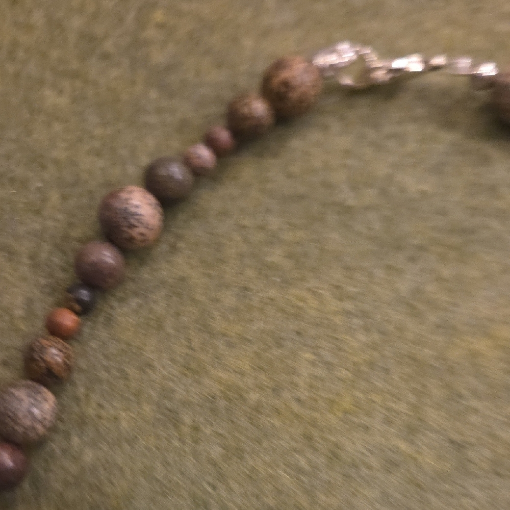 Elegant Brown Beaded Necklace - Picture 10 of 10